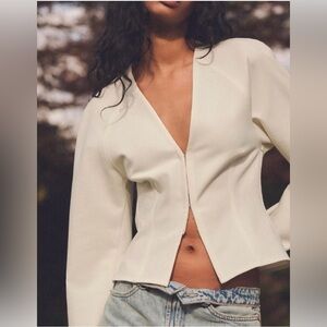 Zara Elegant Off White Cropped & Structured Blazer / Jacket - S